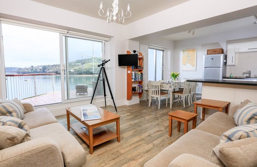 Salcombe Cottage | 22 The Salcombe