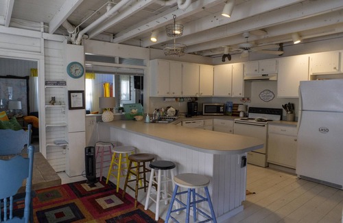 Lakeside Cottage | 222 Sycamore in Lakeside