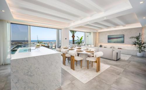 Puerto Banus Apartment | 224 -Luxury Selection- Puerto Banus Marbella Front Line Duplex Penthouse