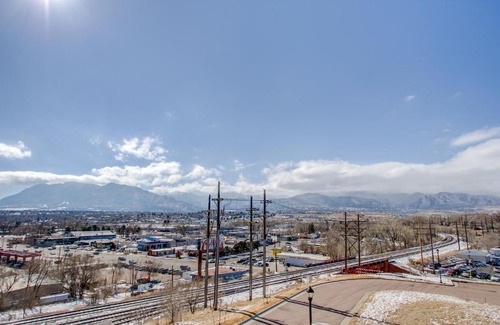Central Colorado Springs House | 224 Writers #200
