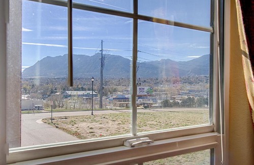 Central Colorado Springs Apartment | 224 Writers Way #B