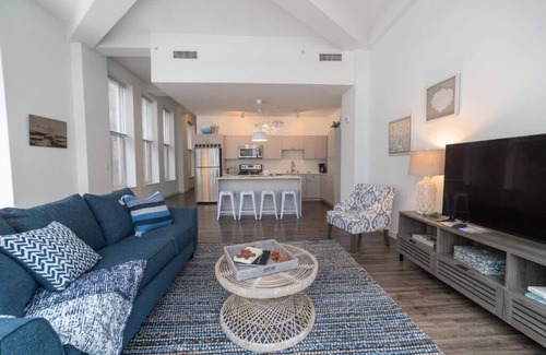 Westown Apartment | 225- Huge 2 bedroom condo king beds-Free parking-extras