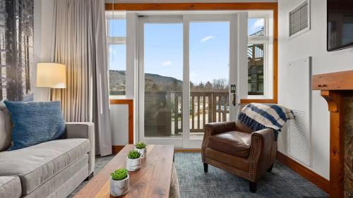 Stowe Area Apartment | #227 Spruce Peak Lodge One Bedroom Tall Timbers By Stowe Mountain Rentals
