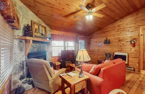 Ellijay House | 229 Briar Creek Dr