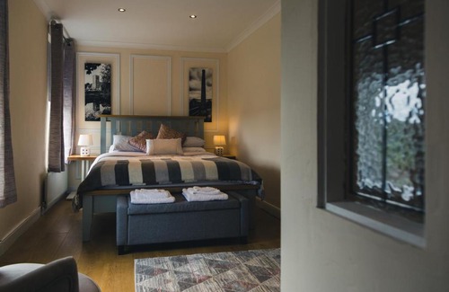 Dromore Bed & Breakfast | 23 Hillsborough Road B&B