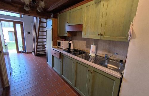 Castel del Piano Apartment | 23 Mountain Views & Poolside Bliss Wi-Fi and Parking Free!
