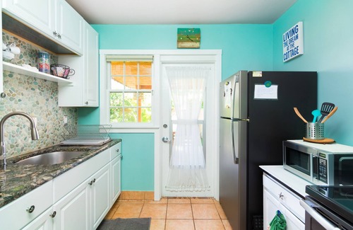 Cocoa Beach Cottage | 233 Cocoa Beach Stay Cottages - Pet Friendly, downtown, walk to the beach!