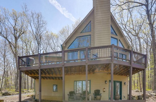 Chestnut Springs House | 234 m² House ∙ 4 bedrooms ∙ 10 guests