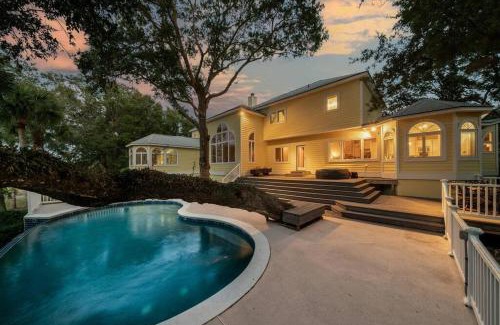 Isle of Palms House | 24 Dune Ridge - Private Pool on Links Golf Course!
