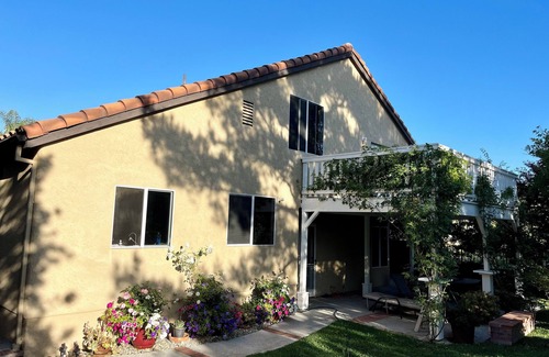 Newhall House | 24517 Thistle Ct Newhall, CA 91321