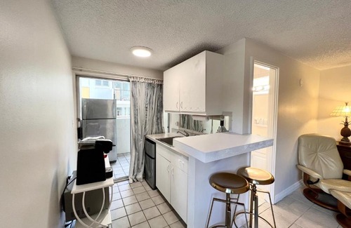 Waikiki Apartment | 2463 Kuhio Ave #303