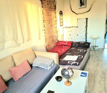 Prenzlauer Berg House | 24qm Nice Cozy Trendy Room in Green Area 12 min to Alexanderplatz