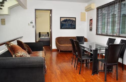 Tanjung Bungah Villa | 25 guests batu feringhi Miami beach Miami Villa