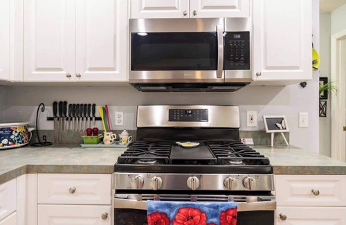 Tuscan Ridge Villa | 25%off/Close to Disney/Hot Tub/Private Pool/Fenced