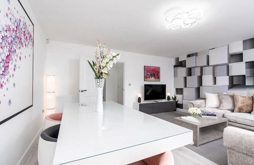 Manchester House | 25% Off for Long Stays @ Spacious & Modern Home