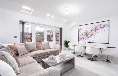 Manchester House | 25% Off for Long Stays @ Spacious & Modern Home