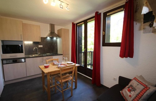 Les Saisies Apartment | 250m from ski slopes, 4th floor, balcony, tv, ski locker, 15m², Les Saisies