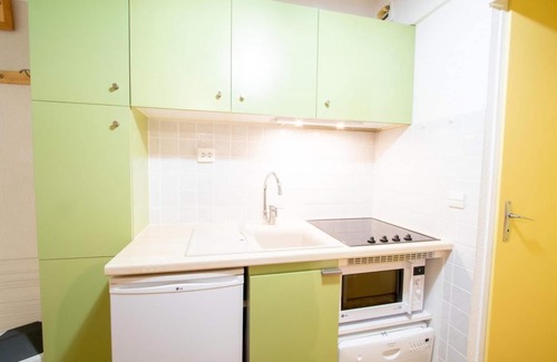 Villarodin-Bourget Apartment | 250m from ski slopes, Ground floor, terrace, parking, tv, 30m², La Norma