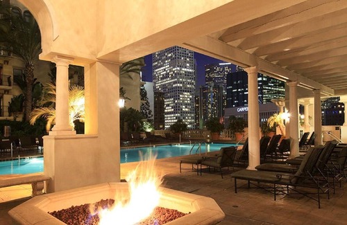 City West Apartment | 253722 DTLA Penthouse Level Suite