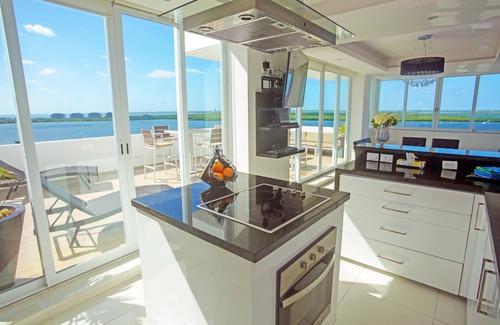 Zona Hotelera Condo | #2704-Tim’s Ocean Condos – Beachfront - Private Terrace & Beautifully Finished!