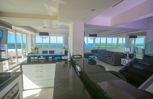 Zona Hotelera Condo | #2704-Tim’s Ocean Condos – Beachfront - Private Terrace & Beautifully Finished!