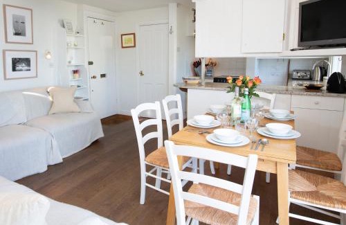 Salcombe House | 29 Fore Street