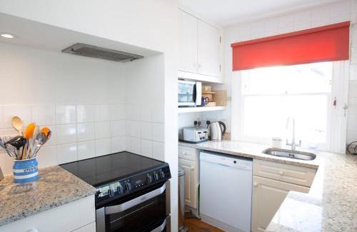 Salcombe House | 29 Fore Street