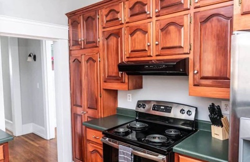 Birmingham House | 29th Street Trendy Lakeview Craftsman 8