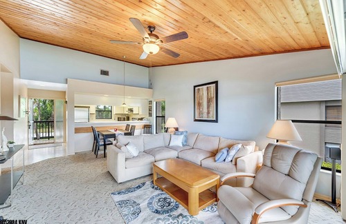 Biggar Condo | 2B/2B EAGLE RIDGE GOLF CLUB CONDO! POOL! NEAR BEACHES!