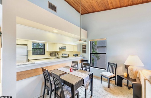 Biggar Condo | 2B/2B EAGLE RIDGE GOLF CLUB CONDO! POOL! NEAR BEACHES!