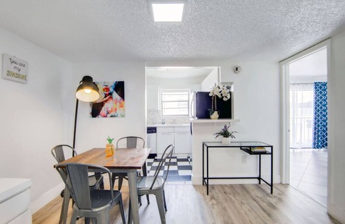 Flamingo/Lummus Condo | 2B/2B, Free Parking, South Beach, 1 Block 2 Beach