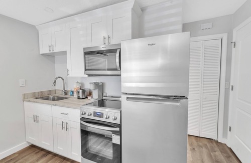 Safety Harbor Apartment | 2B Newly Renovated Studio at Coastal Cottages