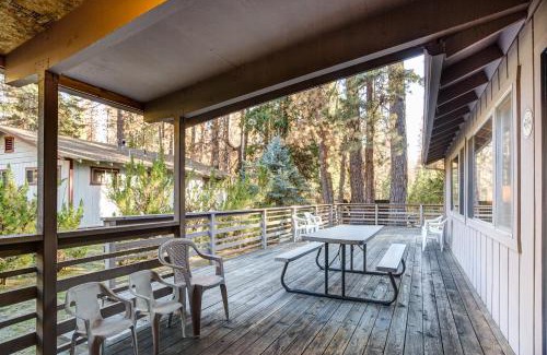 North Wawona Ski Chalet | 2B Quail Meadow