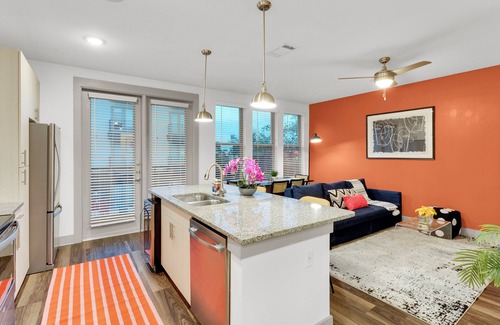 Fort Worth Apartment | 2B2B by TCU, Walkable, Pool View, King, Queen Beds with Pool & Gym Access