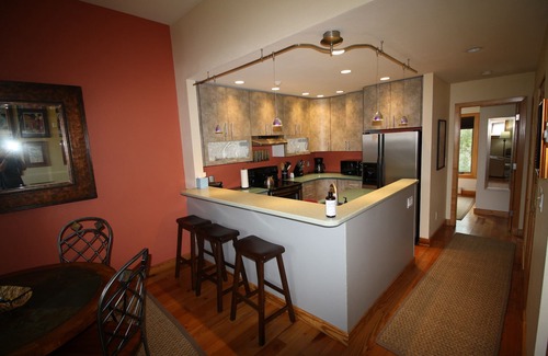 Telluride Condo | 2BD/2BA Condo in Town of Telluride, Sleeps 6, Garage, Heated Pool, Hot Tub
