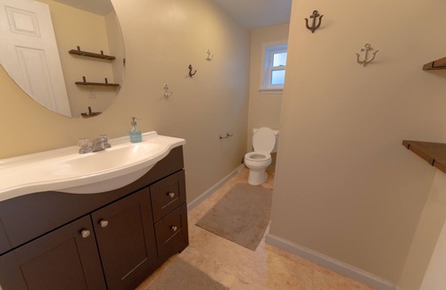 North End Apartment | 2bd Beach Apartment in OCNJ - Sleeps 8! Off-Street Parking and Beach Passes!