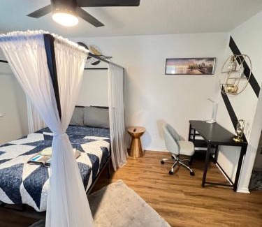 Northwest Dallas Apartment | 2BD STATE FAIR l DT Dallas l FIFA READY l 5 Min from Love Field