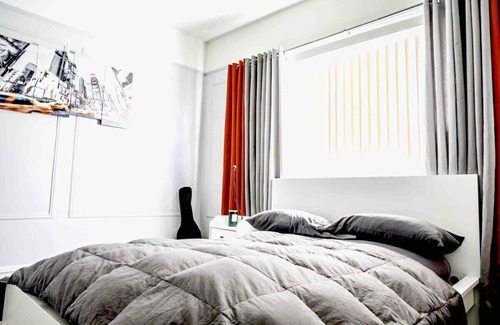 Flatlands Apartment | 2BD w/workspace in Vibrant Apt