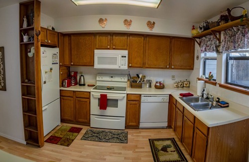 Flagstaff House | 2BDR | Monthly |Sept Open | Enjoy LVT Local Discounts