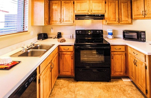 Ruidoso Condo | 2BDR mountain condo near some great ski resorts. Bring the whole family!