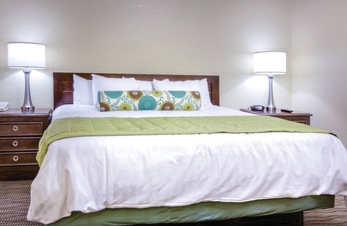 Kissimmee Resort | 2Bed/2Bath Deluxe Condo in a Gorgeous Orlando Retreat!