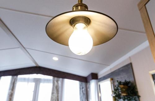 Whitley Bay Apartment | 2Bed Whitley Bay Home - Free Parking, Close to beach & St Mary's Lighthouse
