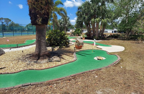 Venice House | 2bedroom 2 bath home with great amenities and location