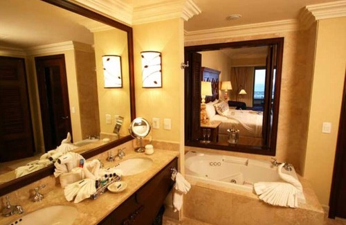 Los Cabos Cabin | 2br/2bath Presidential Suite @Pueblo Bonito Sunset