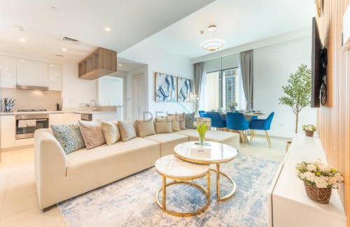 Za'abeel 2 Apartment | 2BR Apartment Walking Distance to Dubai Mall, Downtown Views II, Downtown by Deluxe Holiday Homes