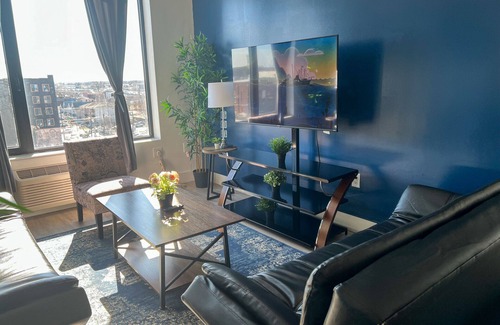 Elizabeth Apartment | 2BR apt next to EWR 7659