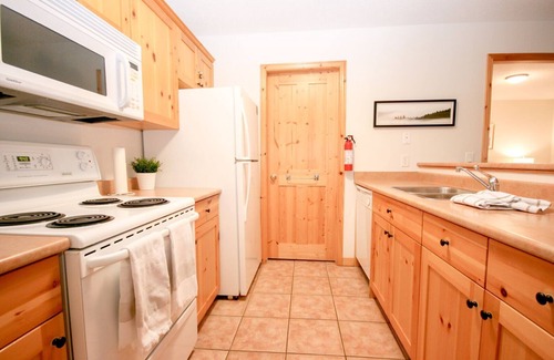 Sun Peaks Condo | 2BR | Crystal Forest | Ski-In/Ski-Out | Private Hot Tub