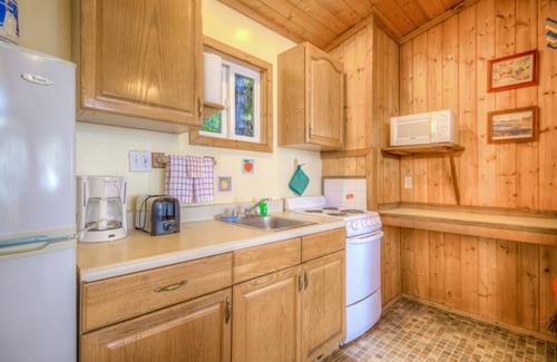 Eastsound Cabin | 2BR Deluxe Beachfront Cabin on Spectacular West Beach!