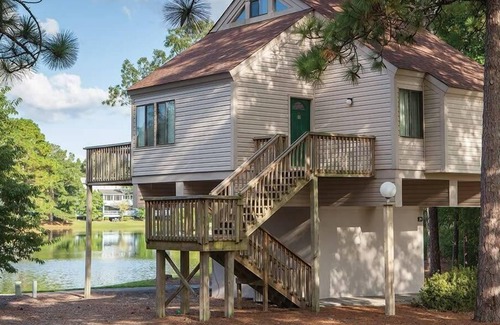 Fairfield Harbour Condo | 2br Deluxe Condo Family Fun Right on the River!