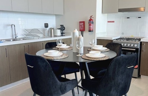 Jadaf Apartment | 2BR . Forte Tower 1 . Downtown . 3mn Burj Khalifa